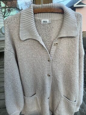 BKE Buckle Beige Button-Front Knit Cardigan oversized collar cozy sweater Large